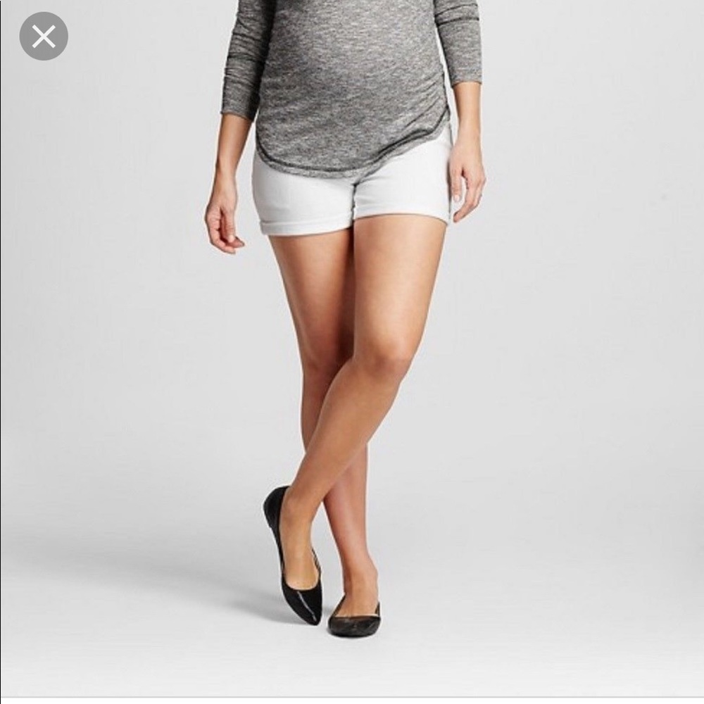 Maternity shorts